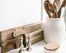 Cocina brillante en estilo clásico: cómo crear un interior que no complique. 8253_161