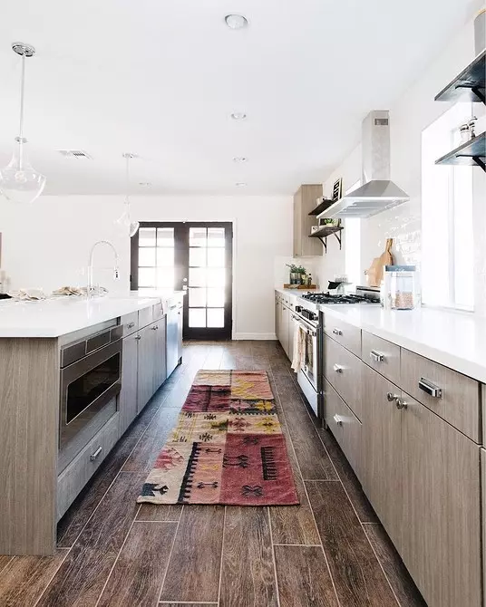 Cocina brillante en estilo clásico: cómo crear un interior que no complique. 8253_55