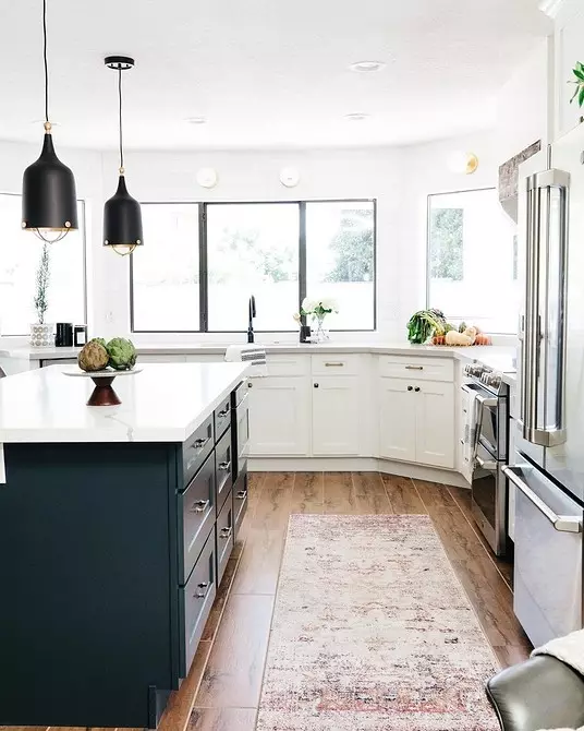 Bright kitchen in classic style: how to create an interior that does not complicate 8253_57