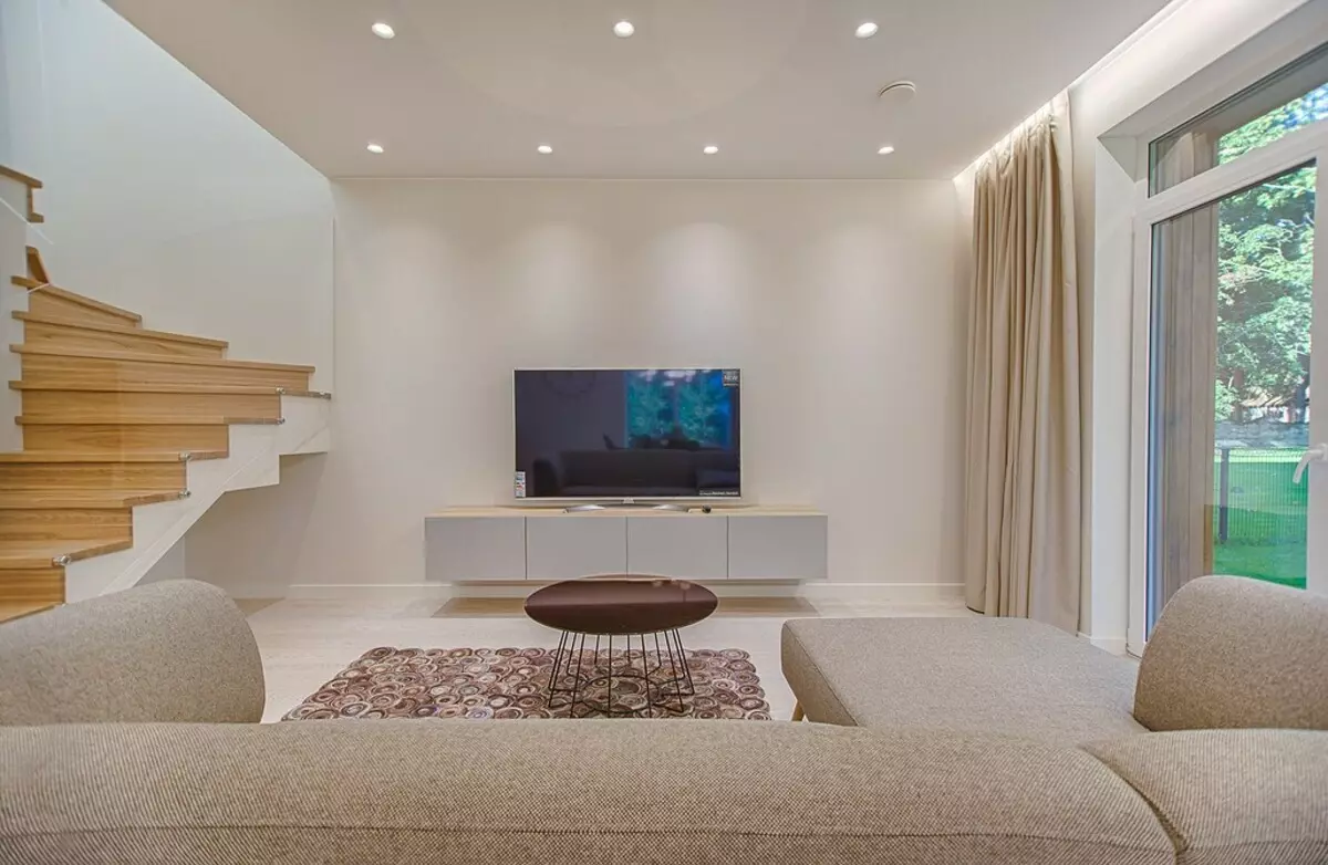 Design do teto suspenso na sala de estar: 5 tipos de materiais e ideias para registro 8287_74
