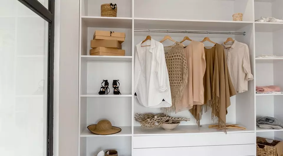 Sådan laver du et omklædningsrum selv: Tips til placering, planlægning og montering