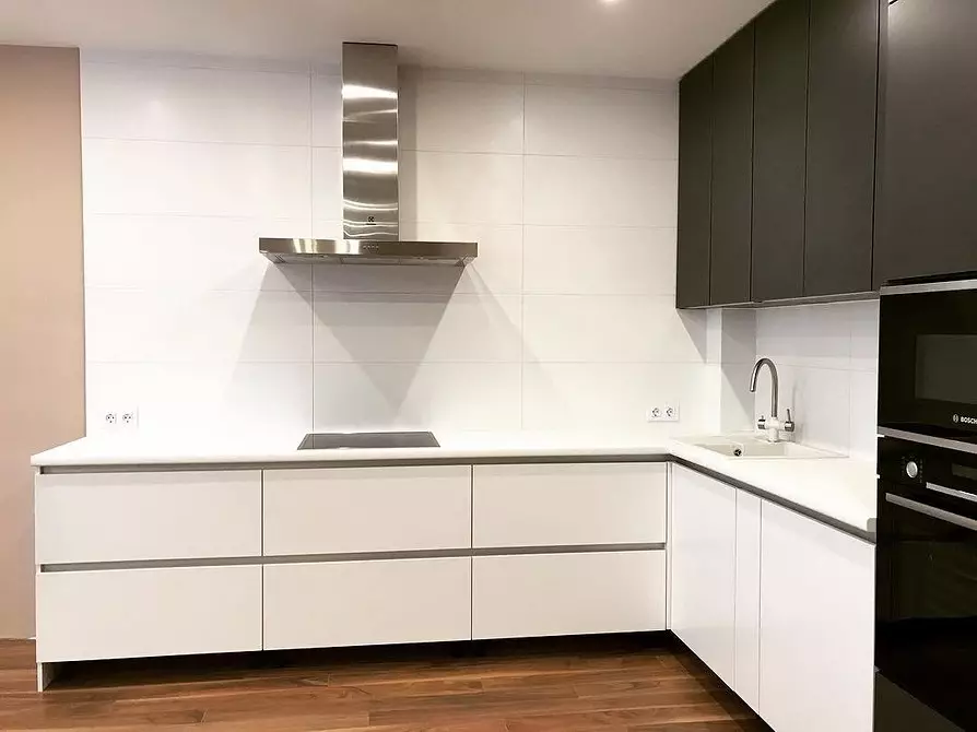काळा आणि पांढरा स्वयंपाकघर डिझाइन: 80 विरोधाभास आणि अतिशय स्टाइलिश कल्पना 8339_142