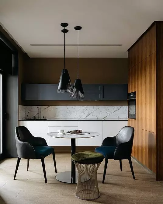 काळा आणि पांढरा स्वयंपाकघर डिझाइन: 80 विरोधाभास आणि अतिशय स्टाइलिश कल्पना 8339_51
