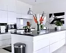 Bucătărie albă gri: Sfaturi privind designul adecvat și 70 exemple 8364_126