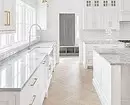 Szürke-fehér konyha: Tippek a megfelelő kialakítás és 70 példa 8364_14