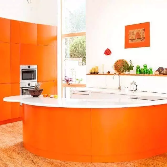 Pomarańczowa kuchnia we wnętrzu: Demontujemy profesjonalistów, minusów i udanych kombinacji kolorów 8372_110