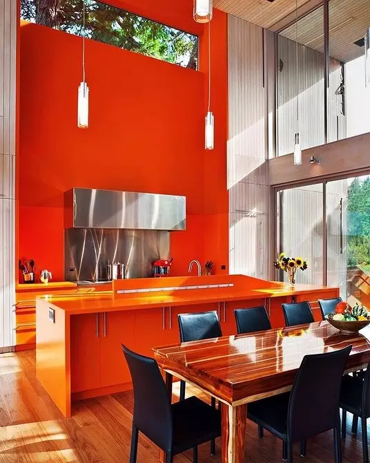 Narandžasta kuhinja u unutrašnjosti: Rastavljamo prednosti, kongresiva i uspješne kombinacije boja 8372_17