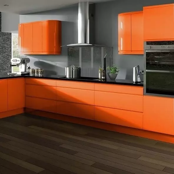 內部的橙色廚房：我們拆卸優點，缺點和成功的顏色組合 8372_47