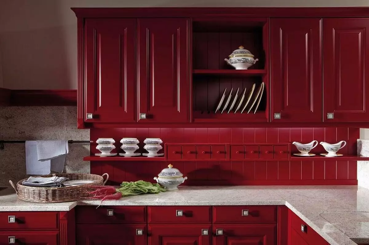 წითელი სამზარეულო დიზაინი: 73 მაგალითები და ინტერიერის დიზაინი რჩევები 8392_122