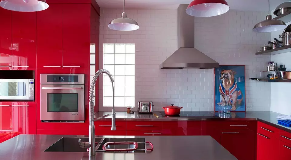 Sarkanā virtuves dizains: 73 piemēri un interjera dizaina padomi