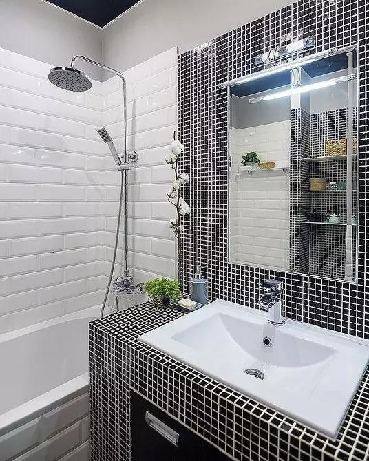 55 Skaistas vannas istabas interjers ar baltiem flīzēm 8406_61