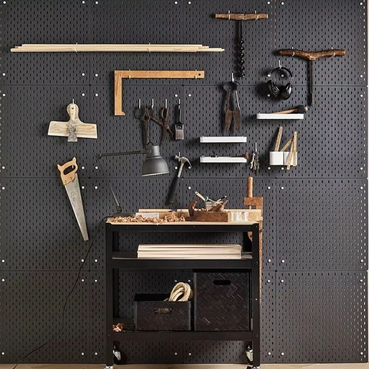 Pegboard in the interior: 19 ways originally use perforated board 8416_21