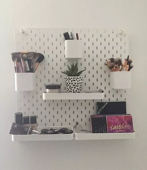 Pegboard in the interior: 19 ways originally use perforated board 8416_9