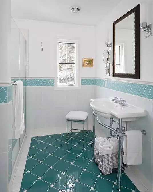 Kamar mandi dalam gaya klasik: Tips untuk desain dan 65 contoh desain yang indah 8426_113