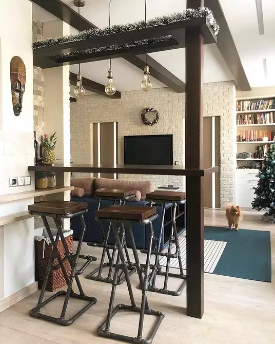 70 + кујна-дневна соба дизајн идеи во мансарда стил - фотографии на вистински ентериери и совети 8450_65