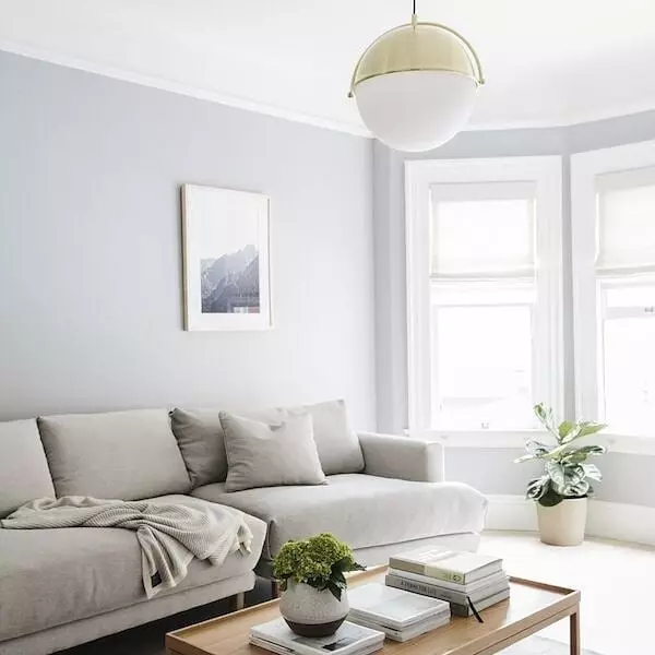 Loo minimalismi elutoa disain: valiku näpunäited viimistlemiseks, mööbel ja sisekujundus 8456_20