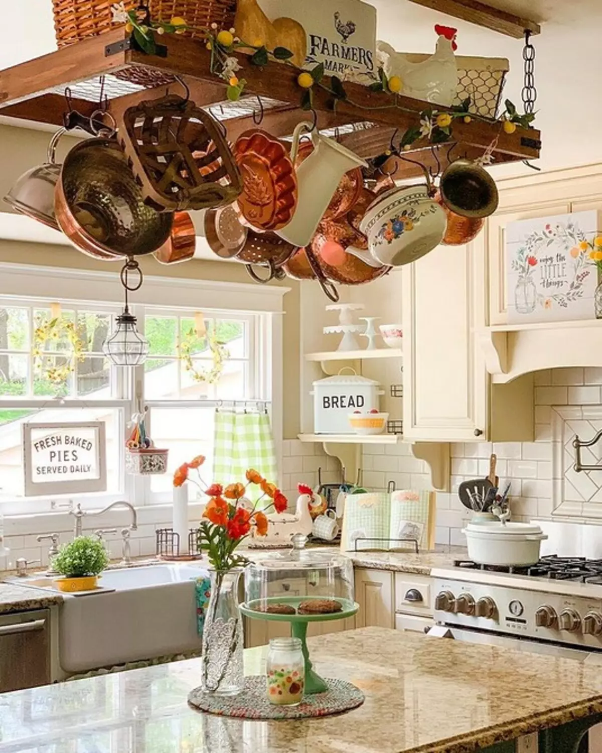 75+ kuchyně design nápady v rustikálním stylu - Fotografie skutečných interiérů a tipů 8470_134