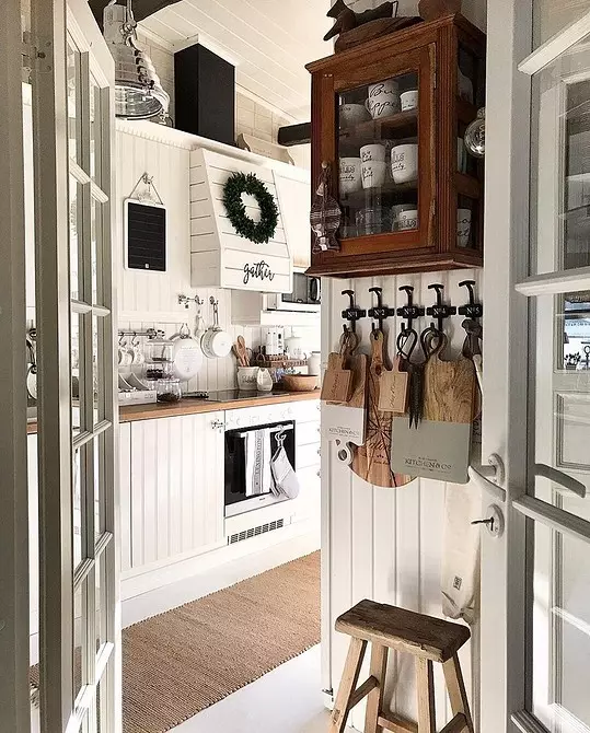 75+ kuchyně design nápady v rustikálním stylu - Fotografie skutečných interiérů a tipů 8470_36