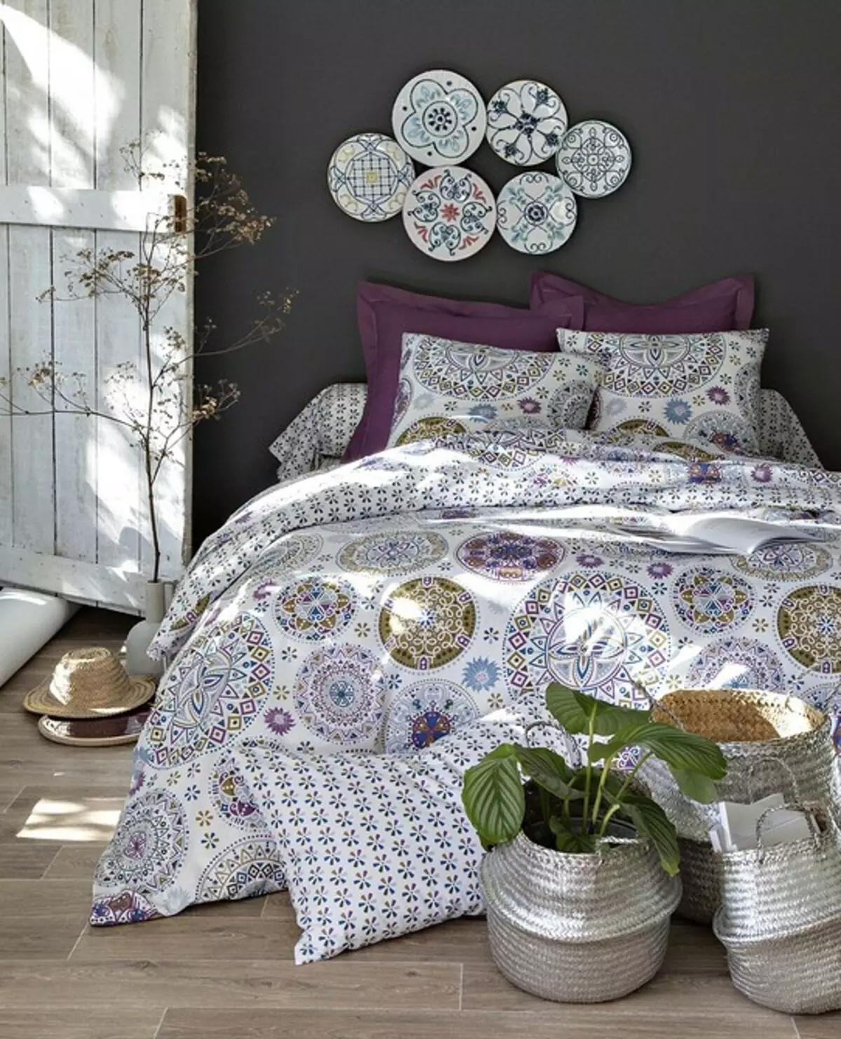 Декоруємо узголів'я ліжка: 11 красивих і незвичайних ідей 8504_23