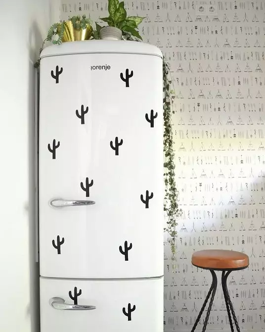 Ажурирамо стари фрижидер: 10 неочекиваних идеја 8512_32