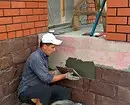 Bii o ṣe le Rin Oríkraficial Stude Stone lori nja, biriki ati awọn ogiri igbona 8565_8