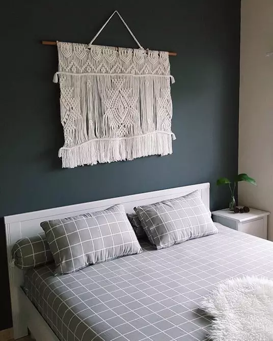 ფარდებიდან ავეჯით: Macrame Decor- ის 13 ვარიანტი 8603_105