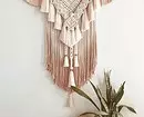 A függönyöktől a bútoroktól: 13 változata Macrame Decor 8603_87