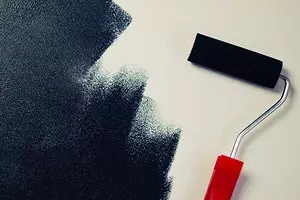 How to get rid of the smell of paint in the apartment after and in the repair process 8710_1