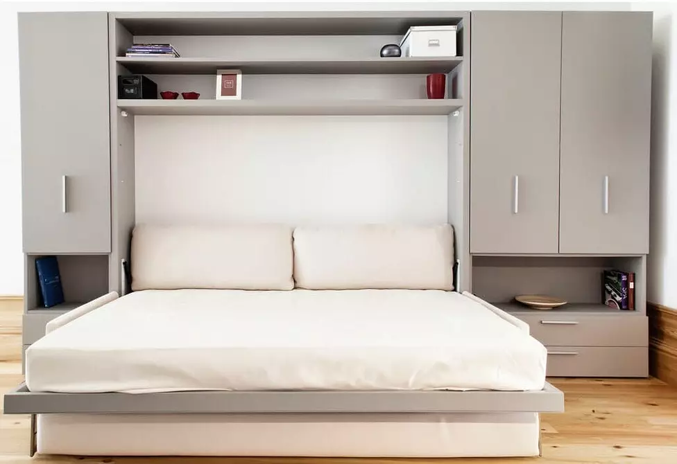 Säng inbäddad i en garderob: möbelfunktionellt objekt eller värdelöst köp? 8747_18