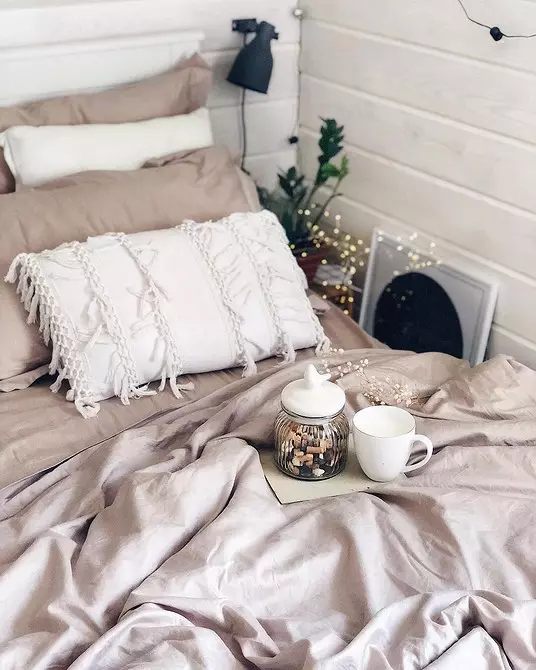 Camera da letto ottica in beige: 5 tecniche stilistiche e 70+ photoy 8884_136