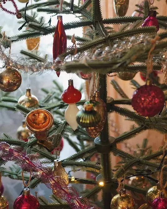 Come decorare l'albero di Natale per il nuovo anno 2021: Tendenze e idee 895_93