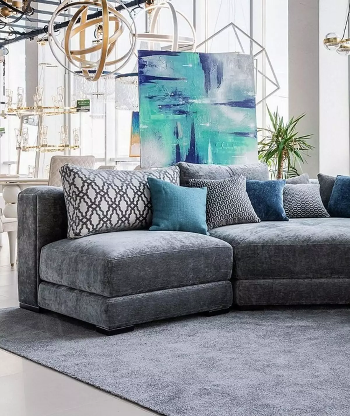 6 ụdị sofas nke na-enweghị olileanya 8971_29