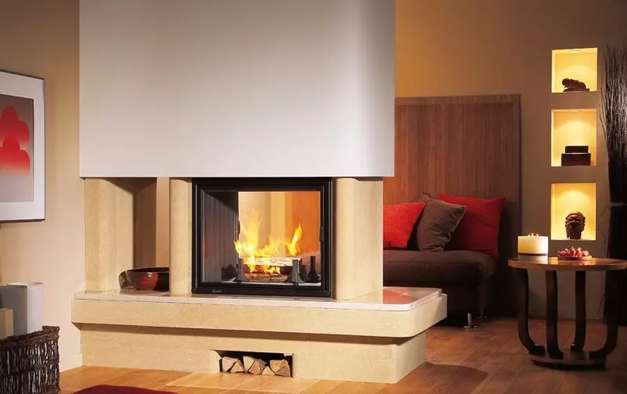 Hundurê odeya rûniştinê bi fireplace: Serişteyên li ser bijartin û sêwiranê 8994_103