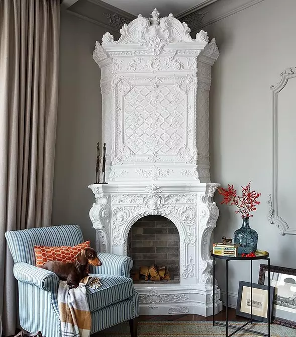 Brendshme e dhomës së ndenjes me fireplace: Këshilla për zgjedhjen dhe dizajnin 8994_140