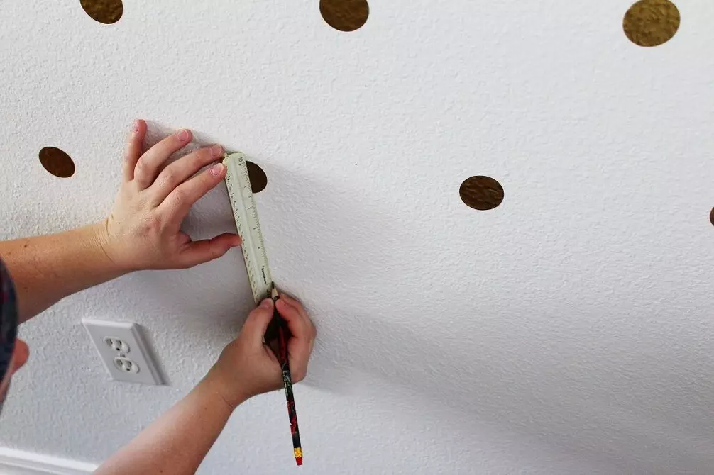 8 δημιουργικές ιδέες των τοίχων ζωγραφικής που μπορούν να ενσωματωθούν από 9019_126