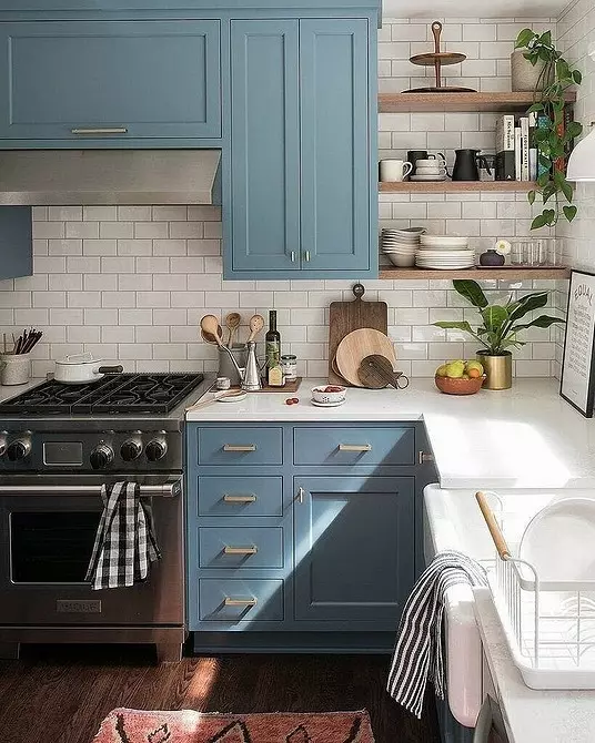 Pasirinkite laisvų rankų įrangą mažos virtuvės: patarimai ir 40+ stilingi pavyzdžiai 9041_47