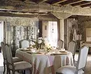 Hoe een landhuis in de stijl van de Provence te regelen: 6 stappen naar het interieur van de droom 9087_34