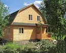 Селски къщи с веранда и таванс: характеристиките на тяхното строителство и 50 снимки 9157_8