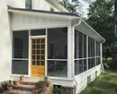 Lauku mājas ar verandu un bēniņiem: to būvniecības iezīmes un 50 foto piemēri 9157_92