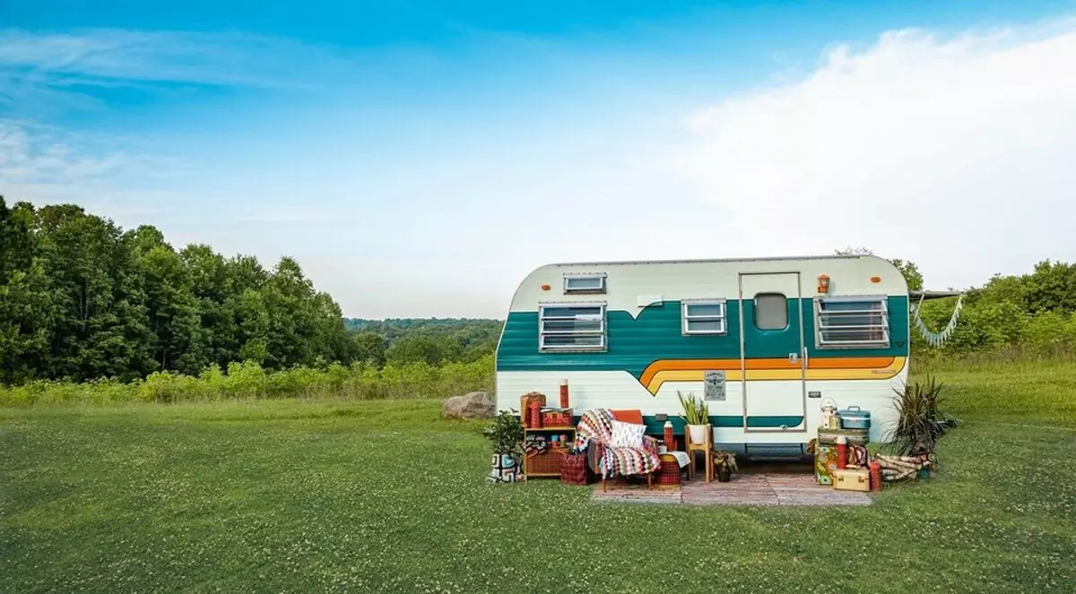 Before and after: 5 updated houses on wheels in which live is one pleasure