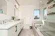 מתיחה תקרה בחדר האמבטיה: היתרונות והחסרונות
