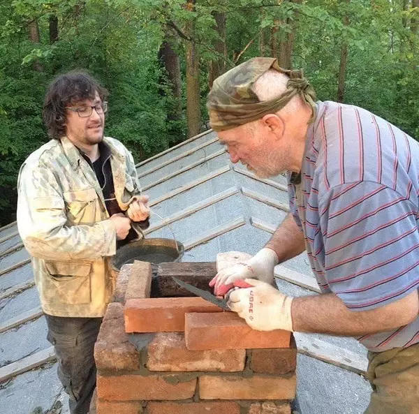 O trabalho na altura deve armar e ...