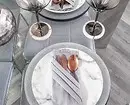Hoe mooi gevouwen servetten voor een feestelijke tafel: 11 manieren om indruk te maken op uw gasten 9623_12