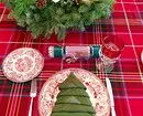 Колко красиво сгънати салфетки за празнична маса: 11 начина да впечатлите гостите си 9623_26