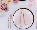 Comment des serviettes joliment pliées pour une table festive: 11 façons d'impressionner vos invités 9623_40