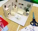 Izdelava lutkovne hiše iz škatle z lastnimi rokami: navodila za ustvarjanje nenavadne dekor 9712_111