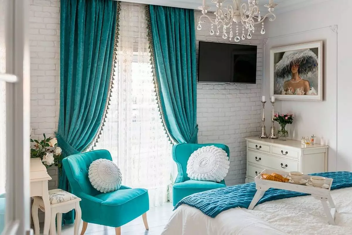 Turquoise kleur in slaapkamer binneland: 70 vars idees met foto's 9773_28
