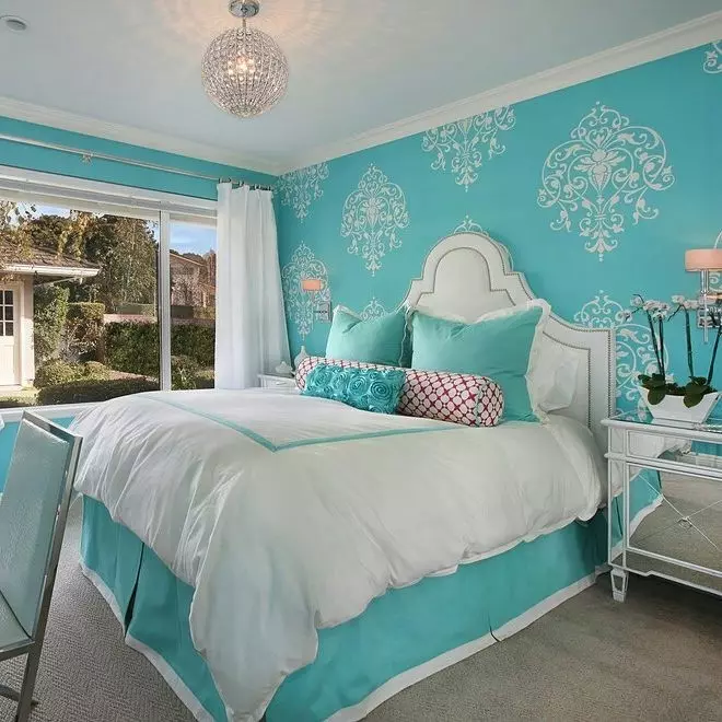 Tirkizna boja u unutrašnjosti spavaće sobe: 70 svježih ideja s fotografijama 9773_52