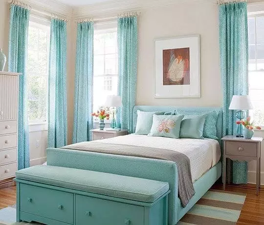 Turquoise kleur in slaapkamer binneland: 70 vars idees met foto's 9773_53