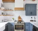 Turun putih dan kelabu: 25+ dapur yang menakjubkan dengan facades berwarna 9815_8